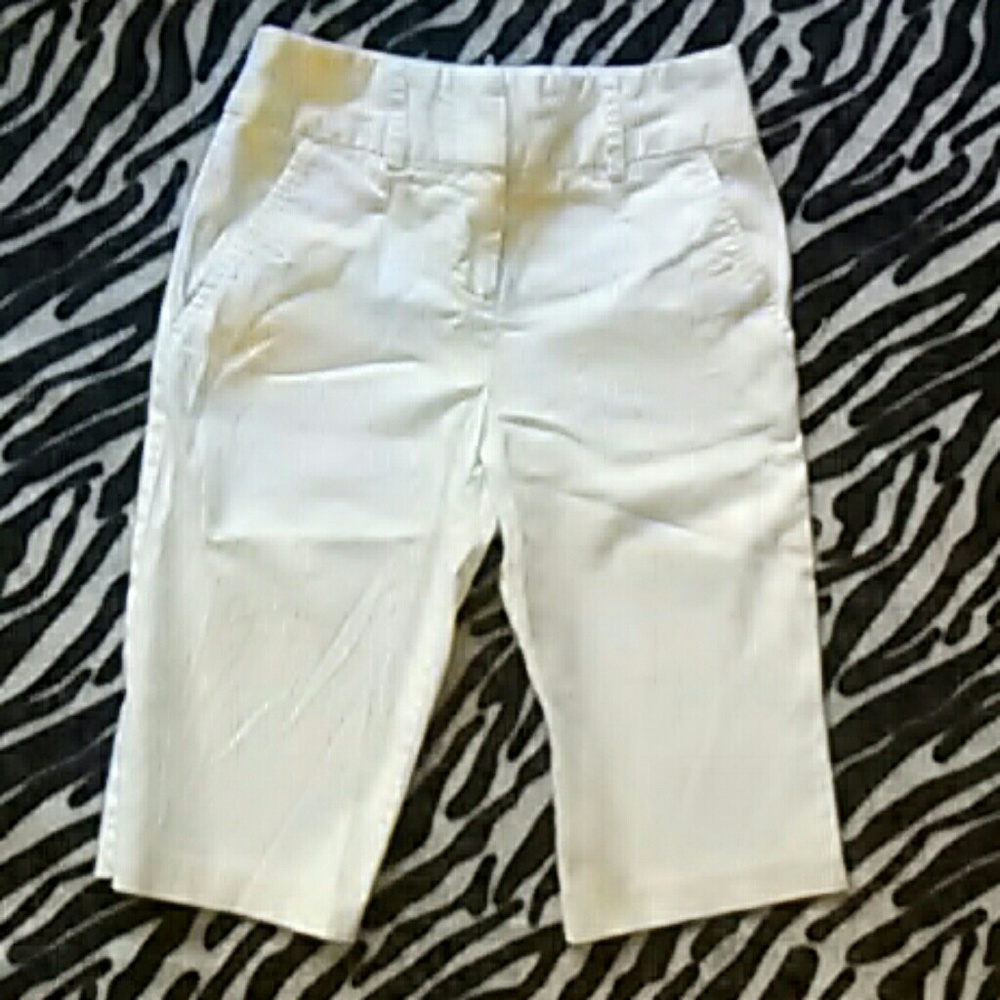 Byer girl size 10 capris